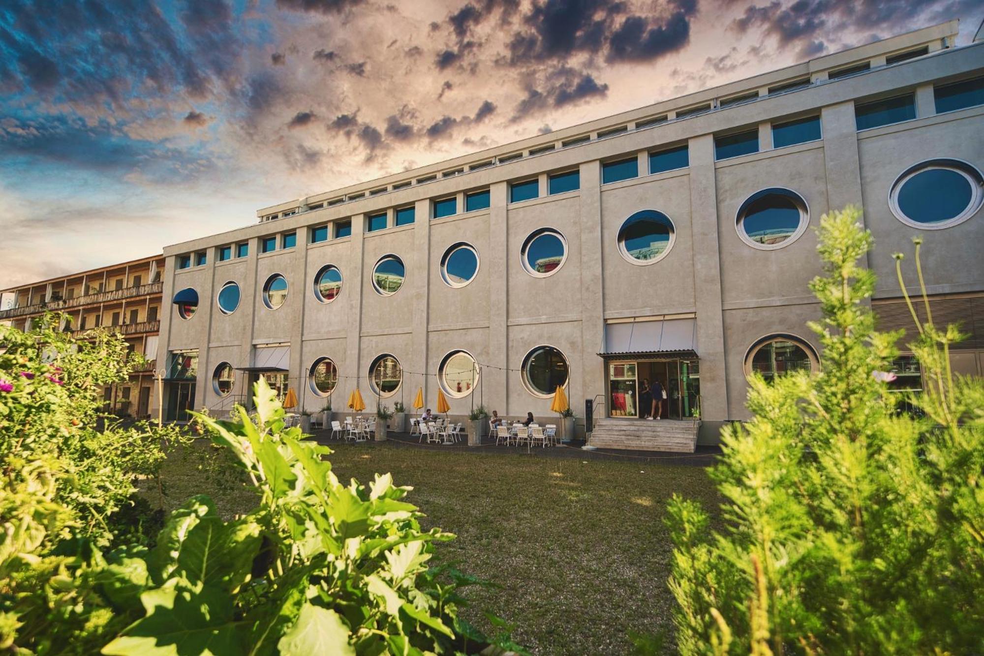 Silo Design & Boutique Hostel Basel Exterior photo